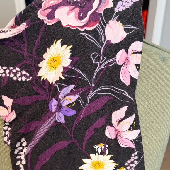 LuLaRoe Floral TC Leggings - Black, Pink, Purple, Yellow - Picture 2 of 2